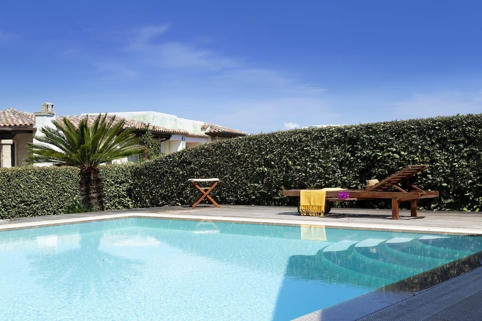 Activities, Amenities, Balcony / Terrace / Patio, Building Exterior, Facilities, Pool, Spring, Summer, Wellness