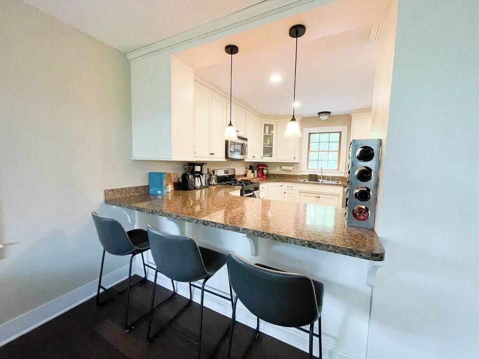 Open kitchen to the living room to keep the chef company while making a family meal 