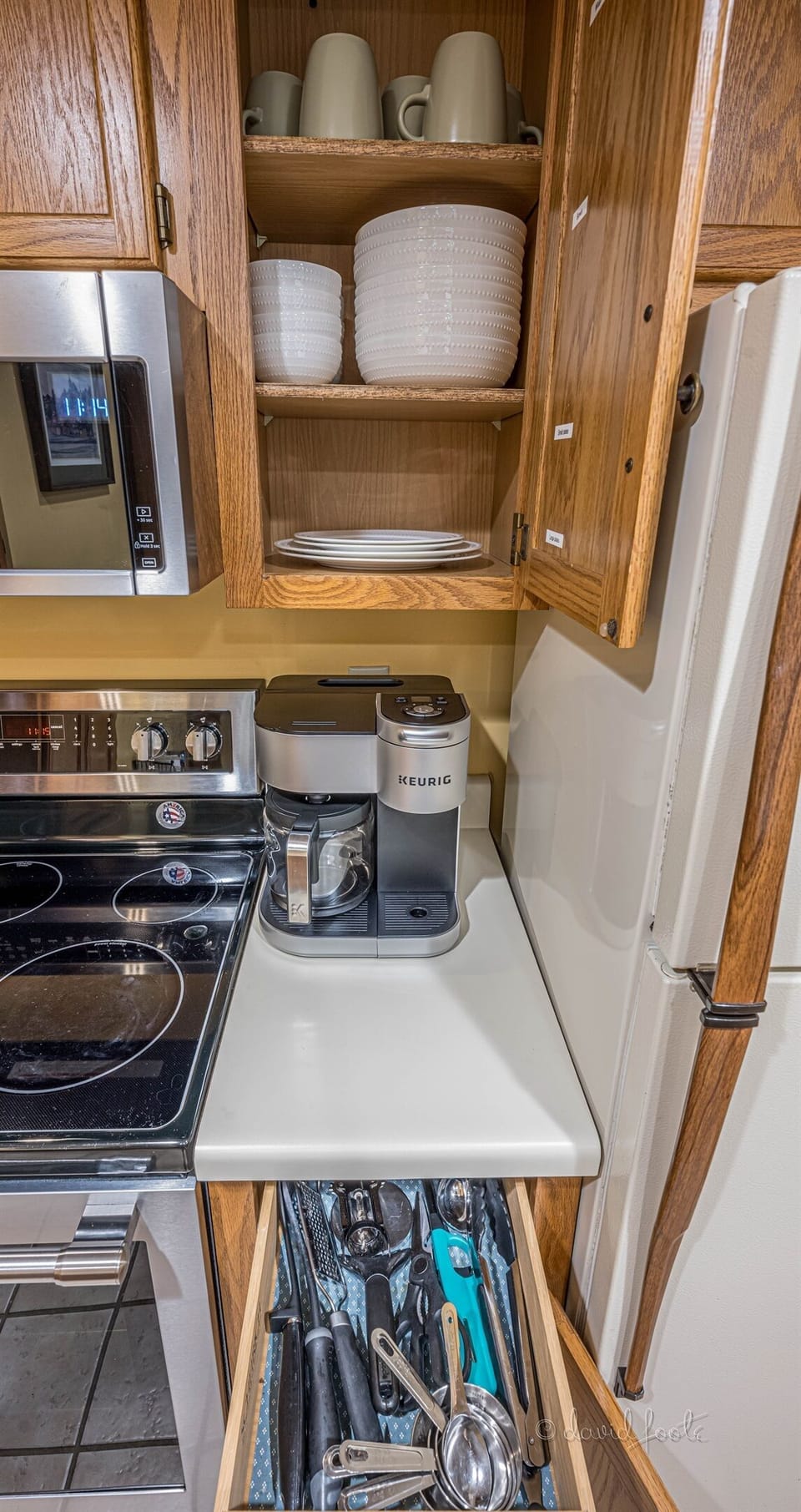 Keurig Duo with starter set of K-cups for single cup brew or bring your ground coffee for pots at a time