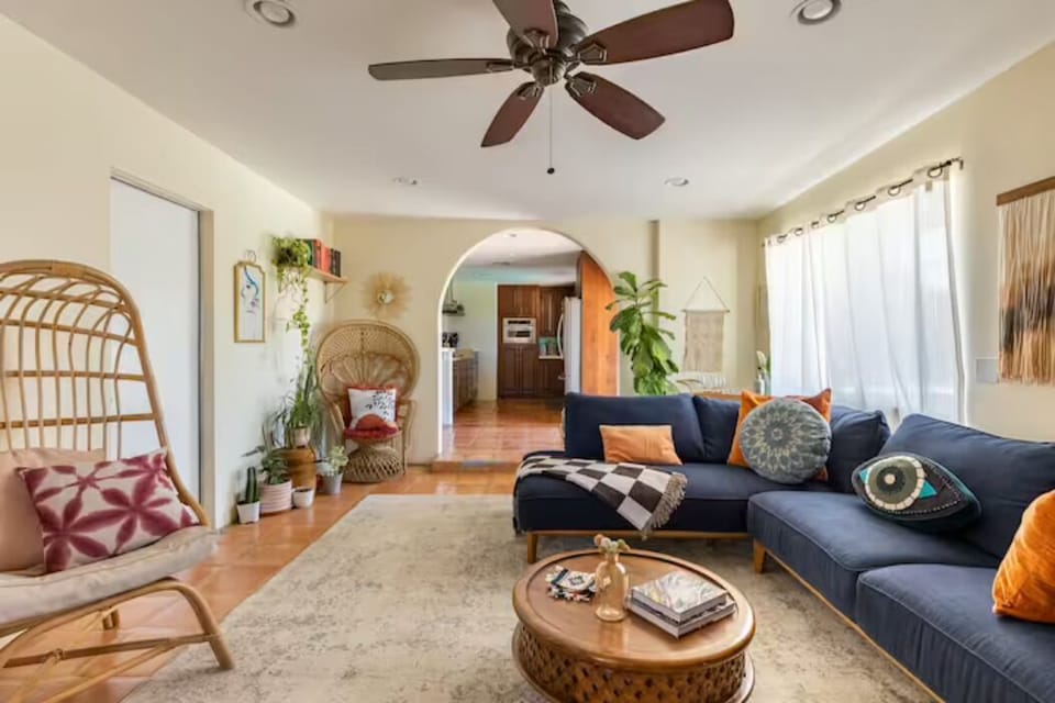 Living Room, Large Smart TV with Apple Tv and Sonos sound bar