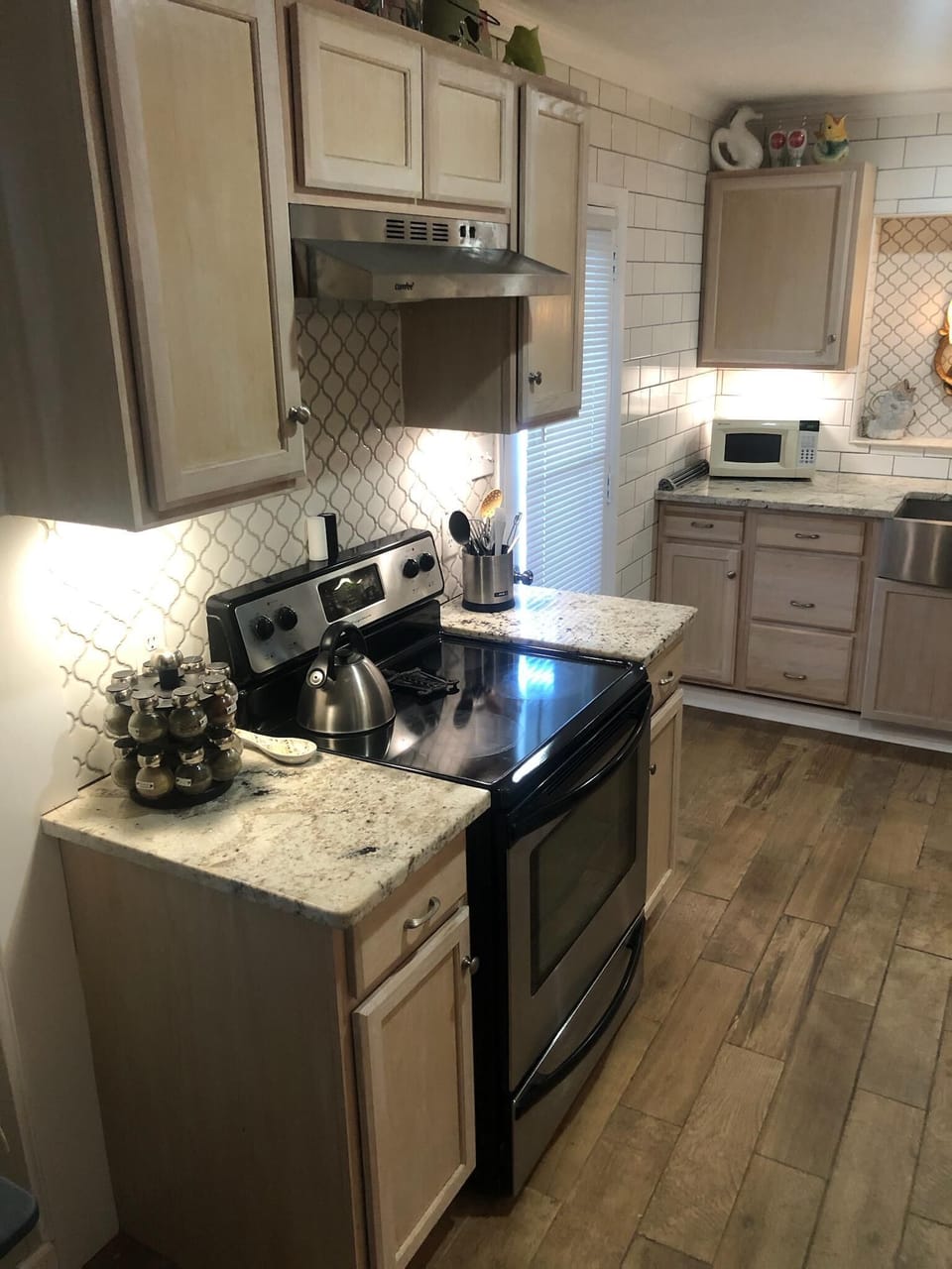 Stove/Oven with standard spices+