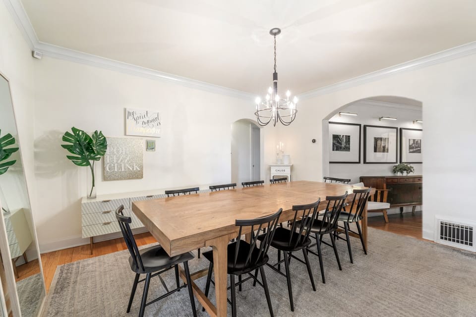 An X-Large dining table seats up to 10 with 2 addt'l bar stools in the kitchen!