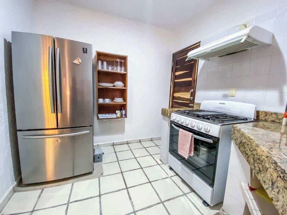 Fully equipped kitchen