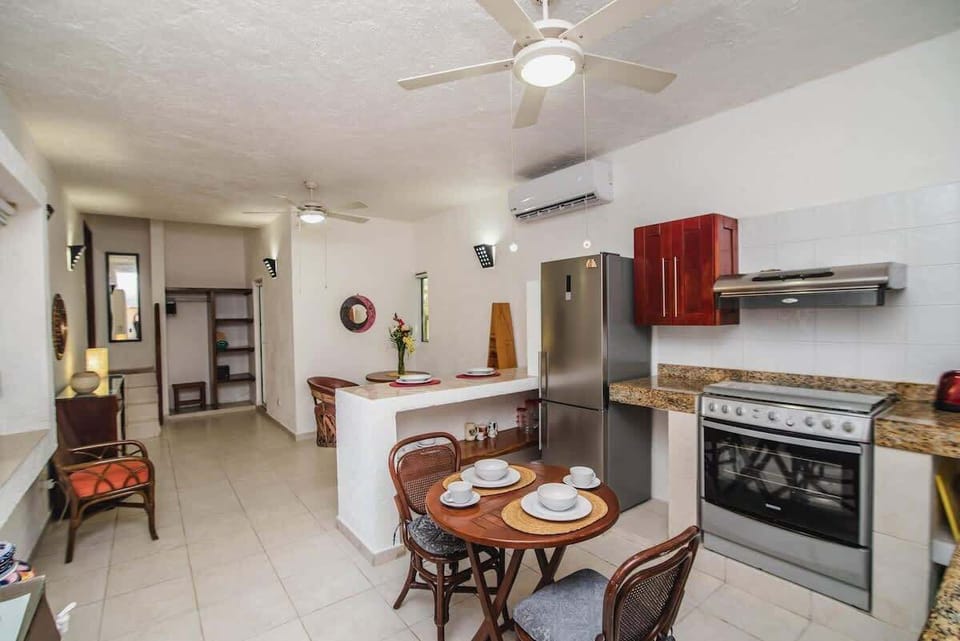 Fully equipped kitchen