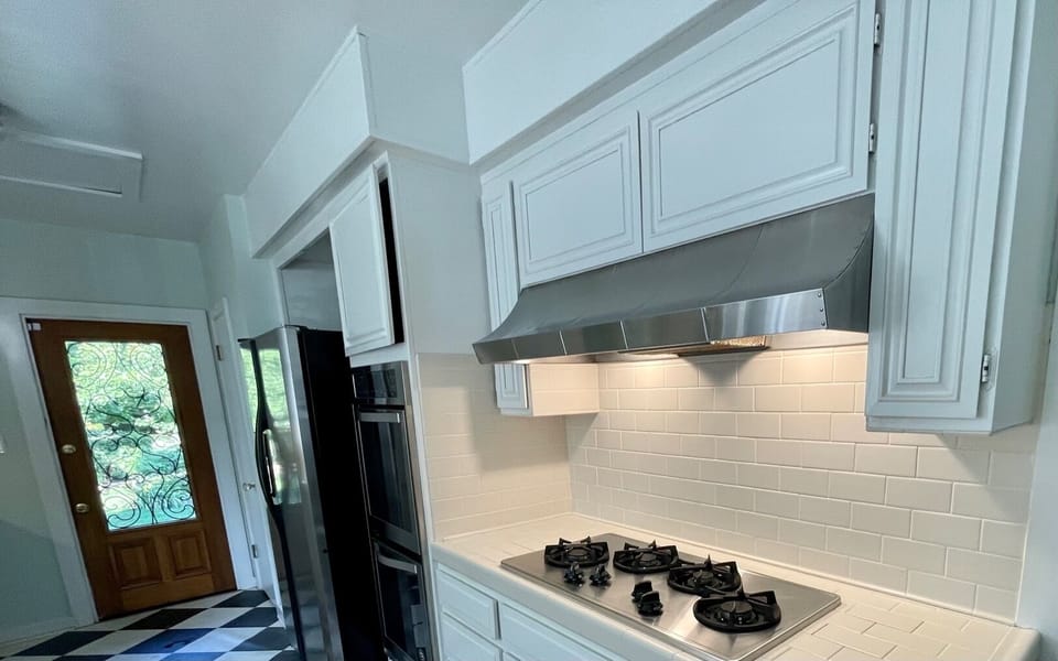 Kitchen Ovens and Gas Burner Cooking Area