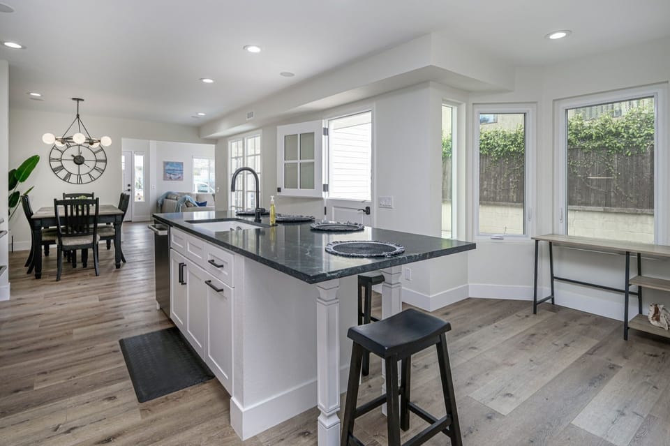 Kitchen with wine cooler, walk-in pantry