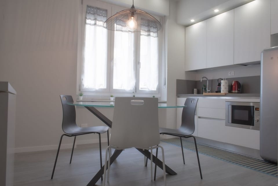 AQUILEIA, 10 - Bilocale a due passi dai Navigli e Museo Scienza Apartment in Milan