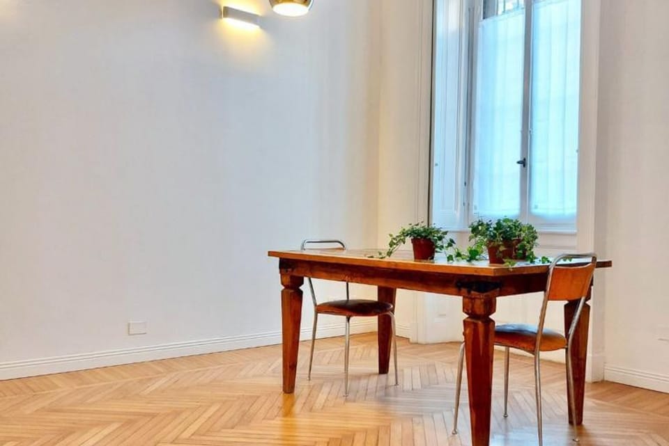 Guercino, 8 – Renovated design apartment Apartment in Milan