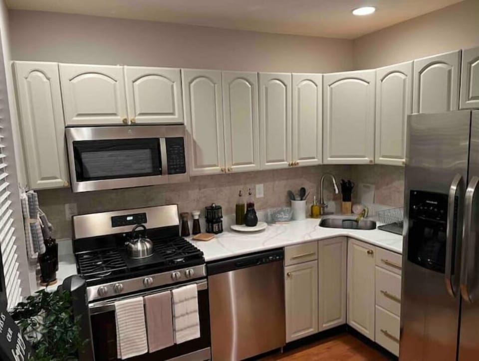 Fully stocked kitchen