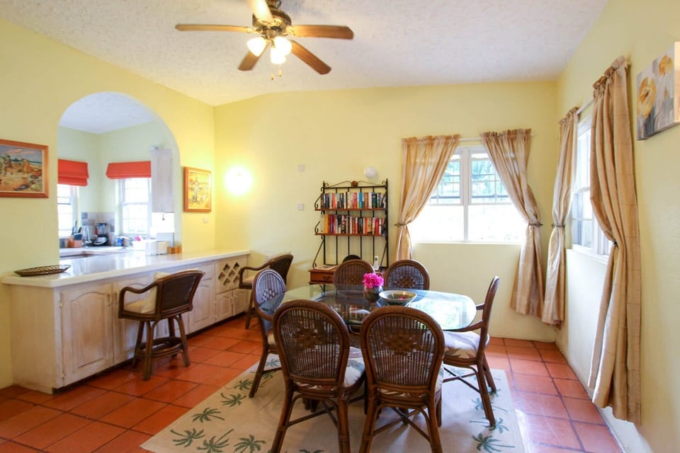 The dining area with seating for six
