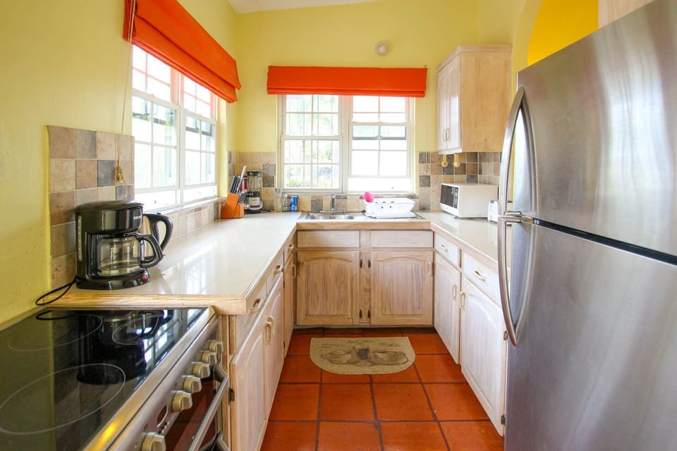 Fully outfitted kitchen with all you'll need while on holiday