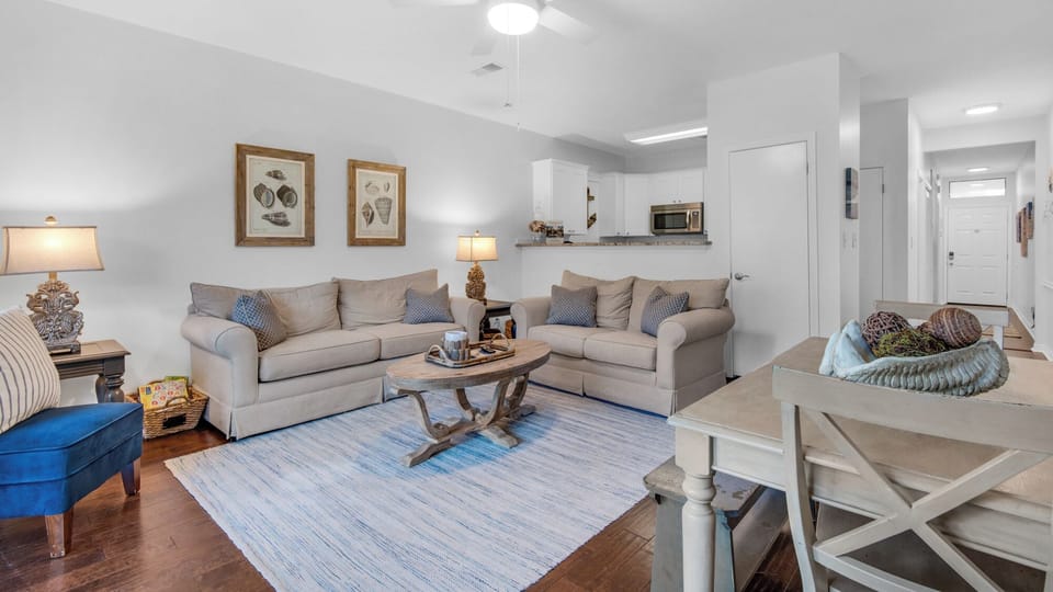 Palms D2 Living Area