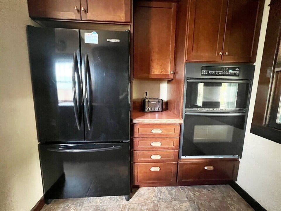 Fully stocked kitchen