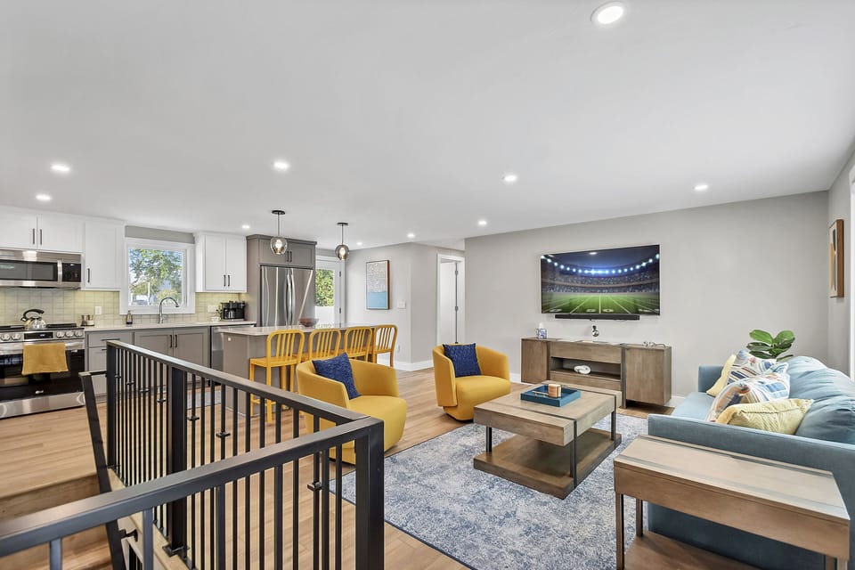 Open concept living room and kitchen area