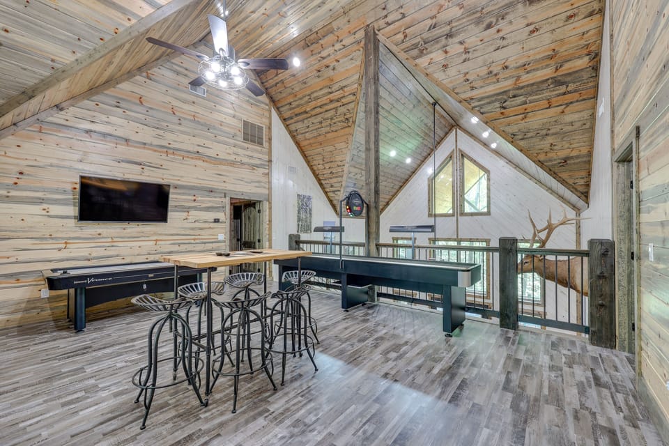 Game Room | Smart TV | 2nd Floor