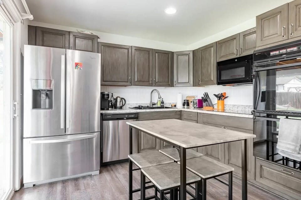 Cook with ease in our well-equipped kitchen