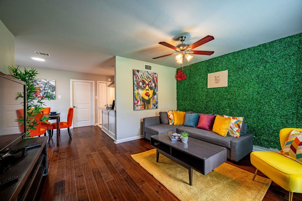 Cozy living and dining area