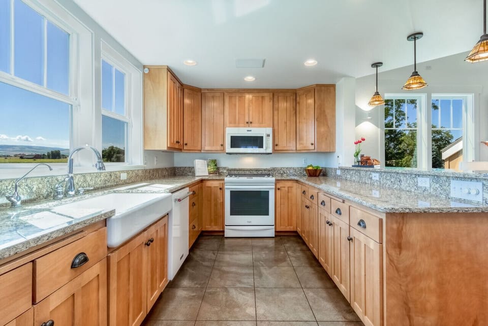 Large farm sink