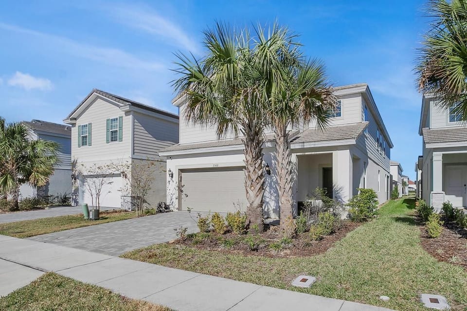 Spacious driveway and walkway
