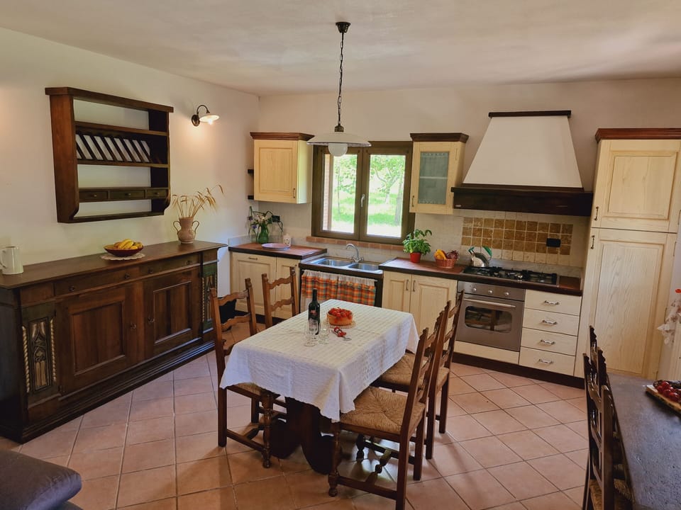 spacious kitchen/ dining area