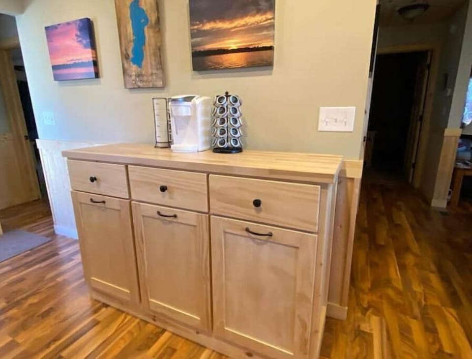 Kitchen cabinet with garbage/recycling and extra storage 
