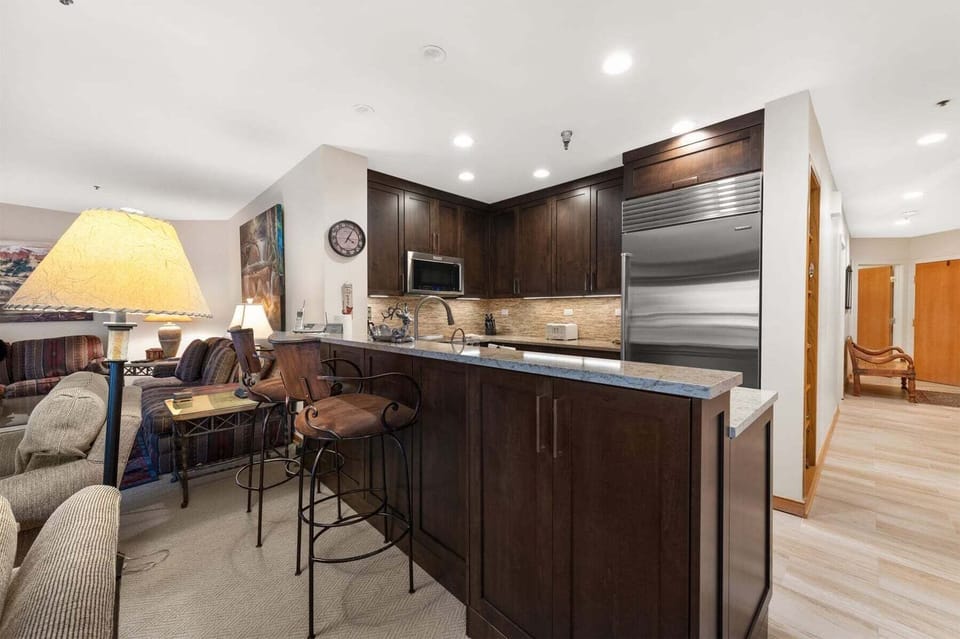 Centennial Residences 17 Kitchen