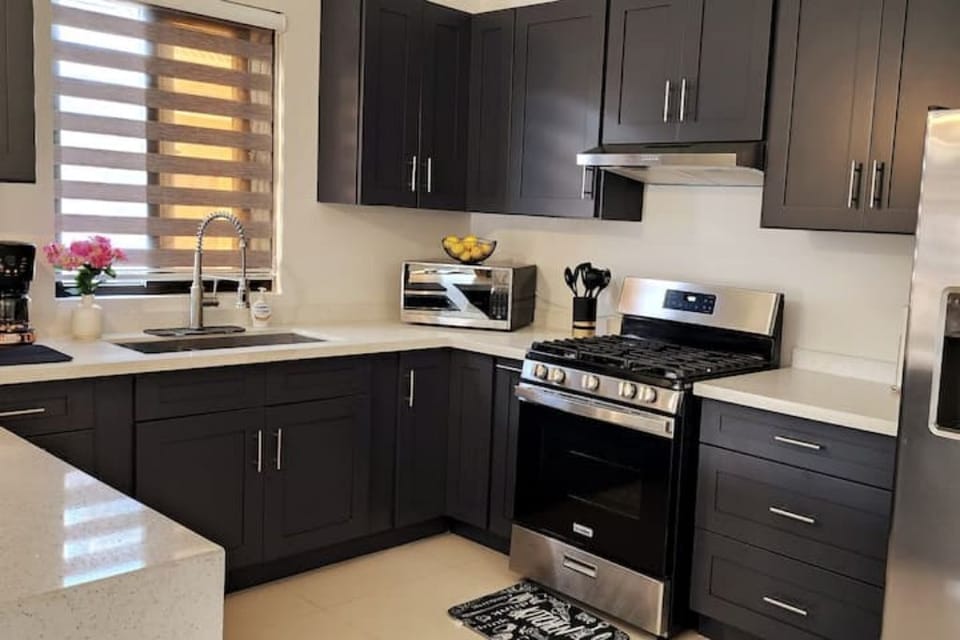 Fully equipped kitchen