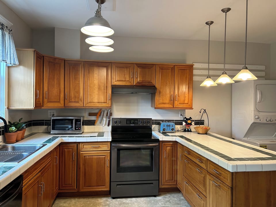 Full Kitchen