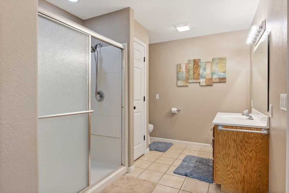 Master Ensuite Bathroom