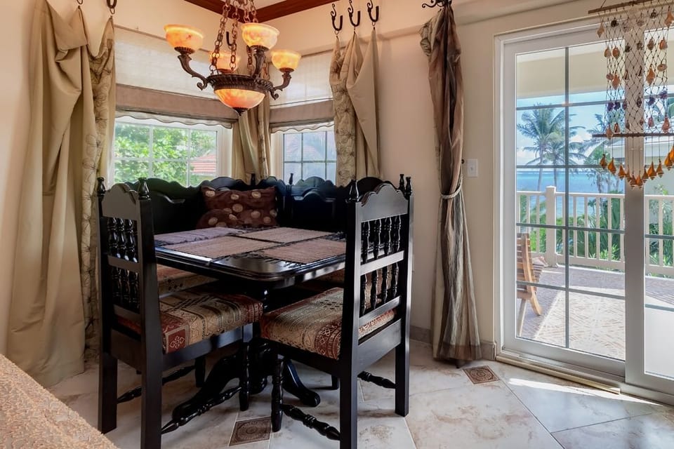 Dining nook with views of the ocean