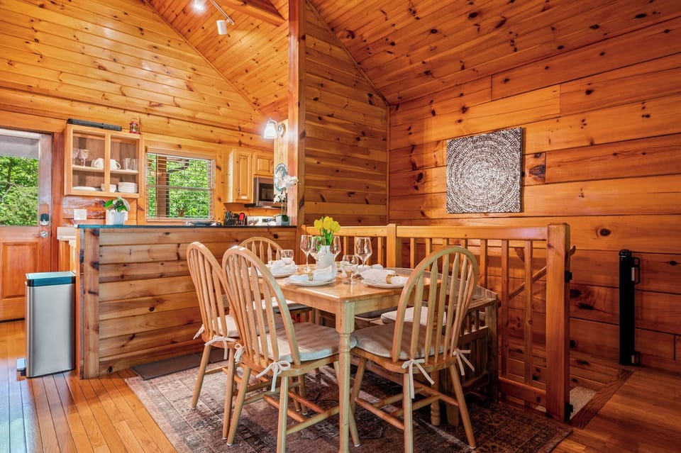 Dining table/chairs and bench