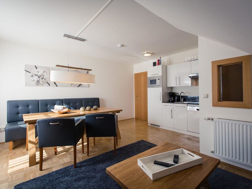 Sky, Building, Cloud, Property, Window, Plant, House, Wood, Urban Design, Condominium