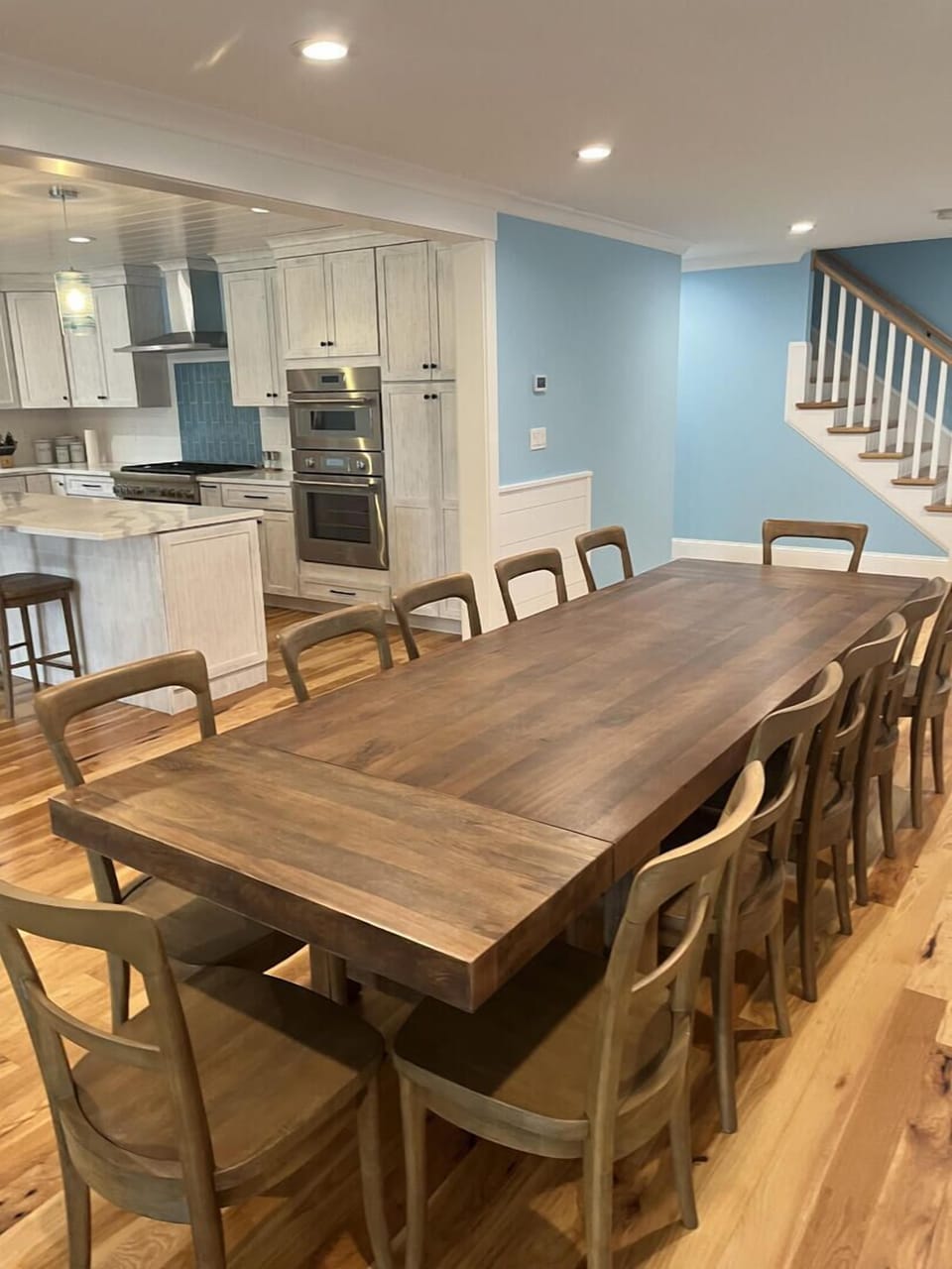 eating area overlooking kitchen