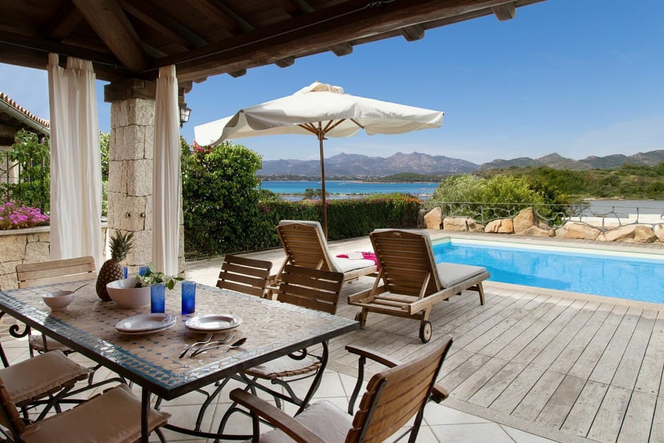 Activities, Amenities, Balcony / Terrace / Patio, Building Exterior, Pool, Room Detail, Spring, Summer