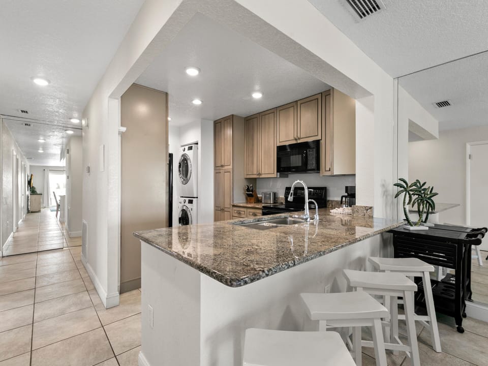 Fully Equipped Kitchen - Breakfast Bar Seating for Four