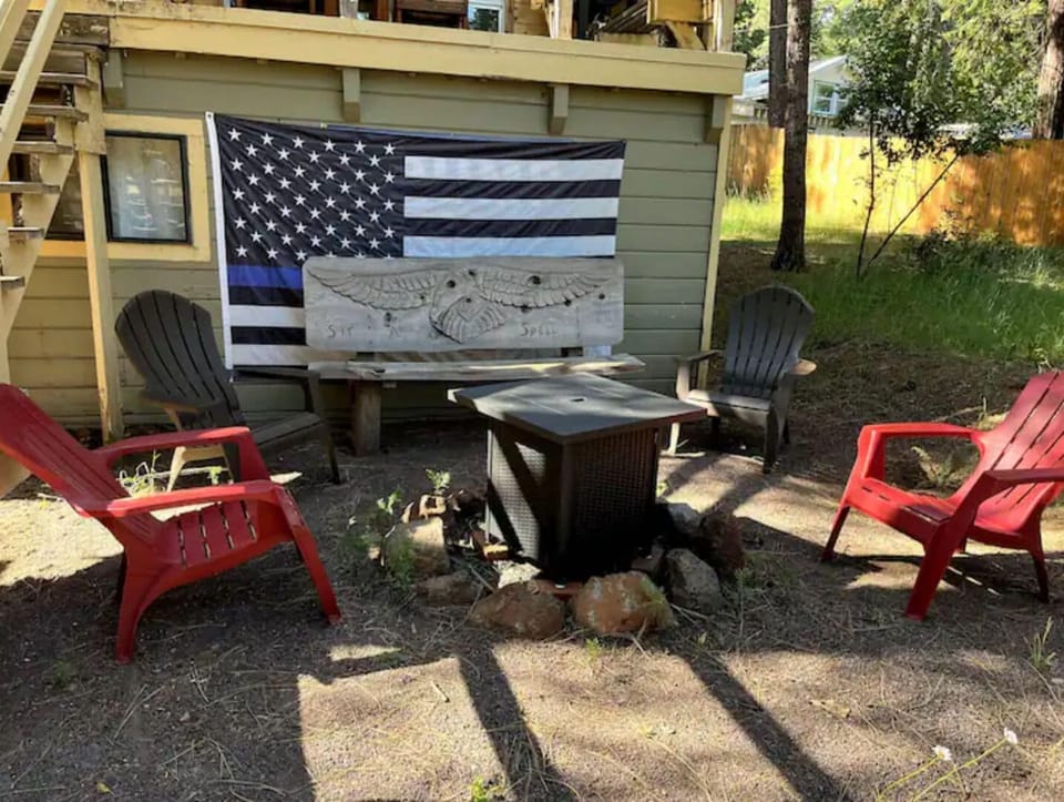 Gas fire pit area
