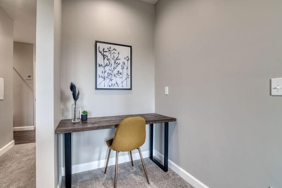 There is also a desk in the bedroom!