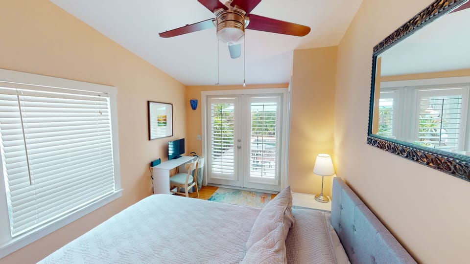 Rear Bedroom with ensuite