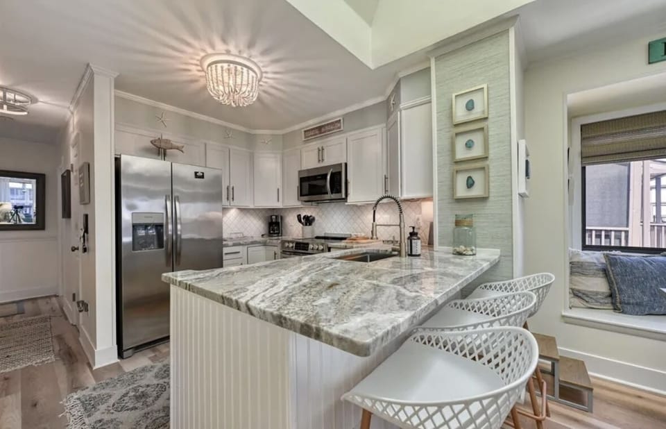 fully remodeled and equipped kitchen
