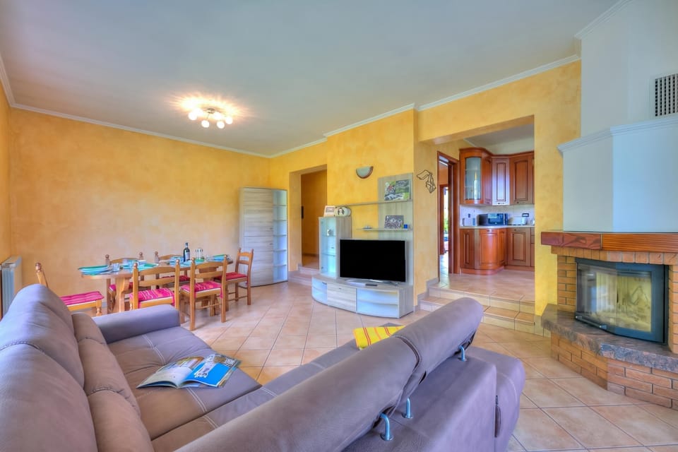 Living and dining room