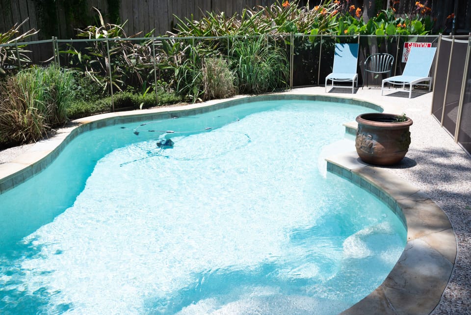 Come and take a dip in the pool~