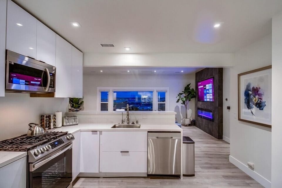Modern, spacious, and ready for everything from quick breakfasts to group dinners.
