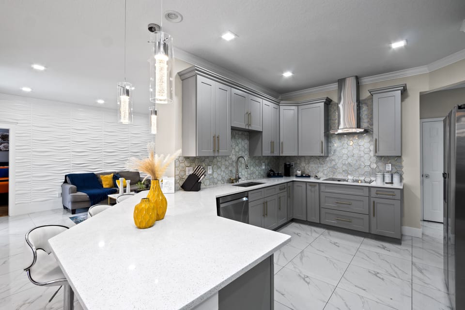 A fully equipped kitchen to use
