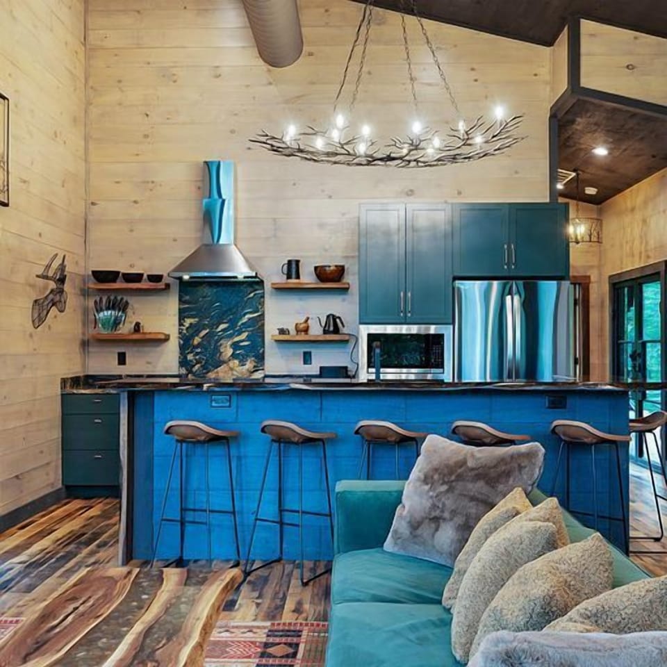 The eat-in bar area in the treehouse offers a front-row seat to nature's spectacle, where each bite is savored alongside breathtaking views. 