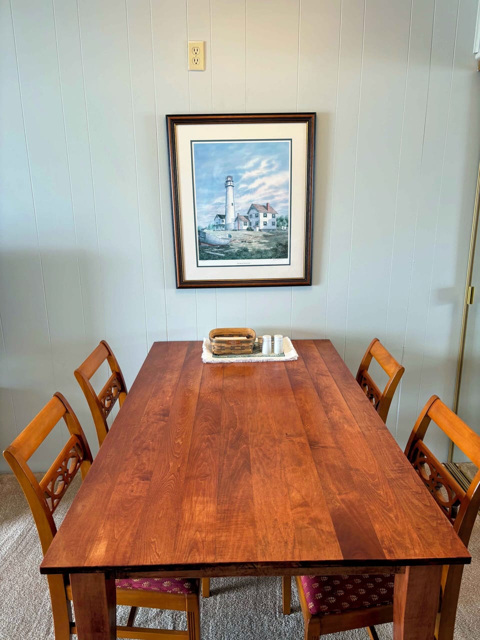 DINING-AREA