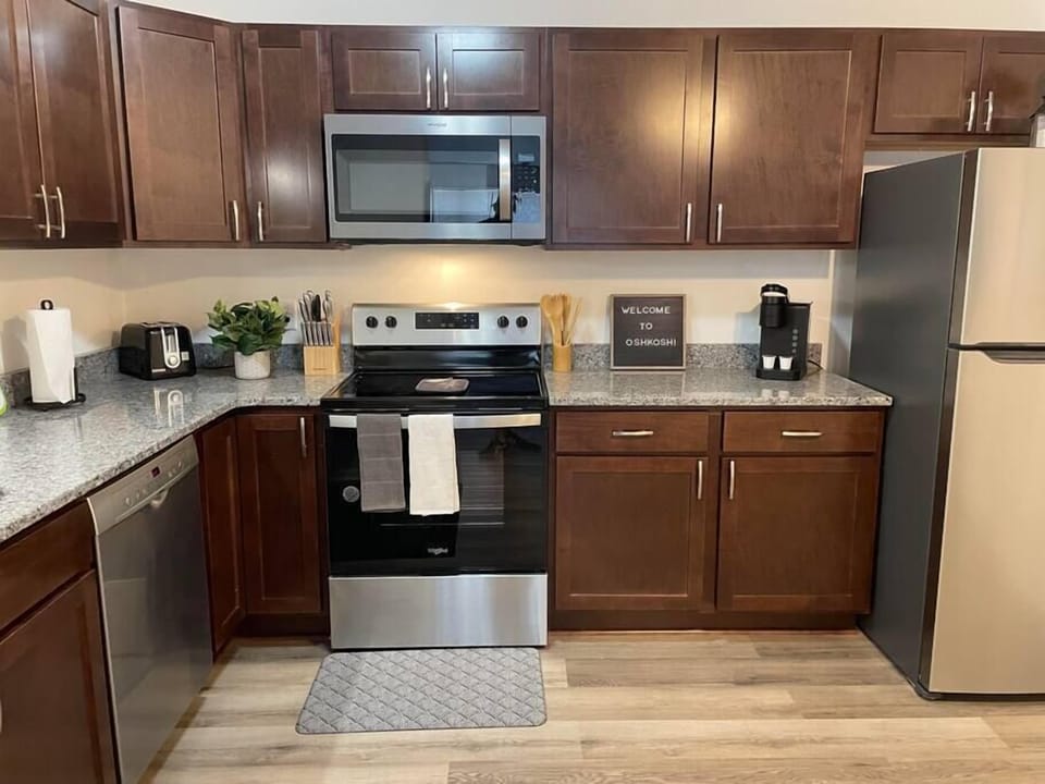 Granite Countertops and Stainless Steel Appliances