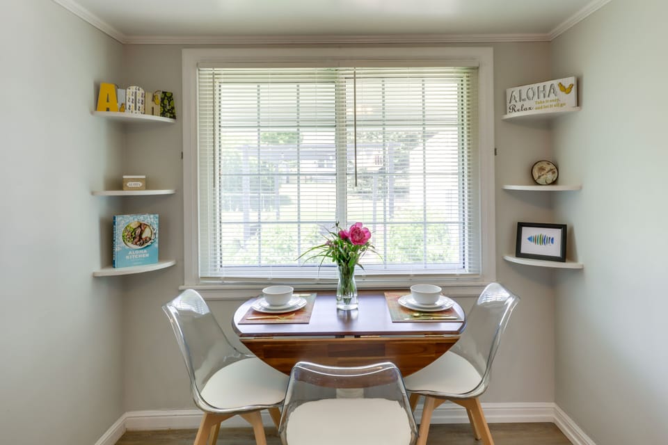 Breakfast Nook