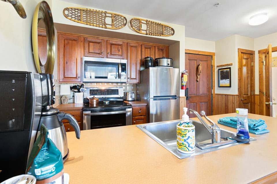 Fully equipped kitchen for all your mountain meals