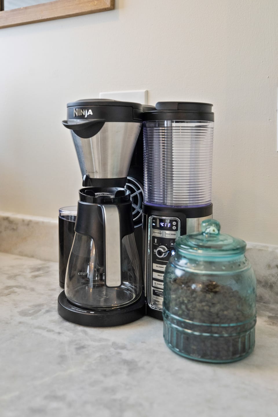 Ninja coffee makers in each unit with fresh locally roasted beans 