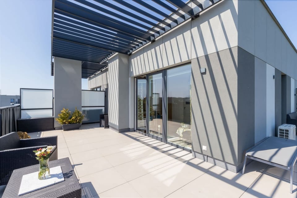 Entrance to the building. 